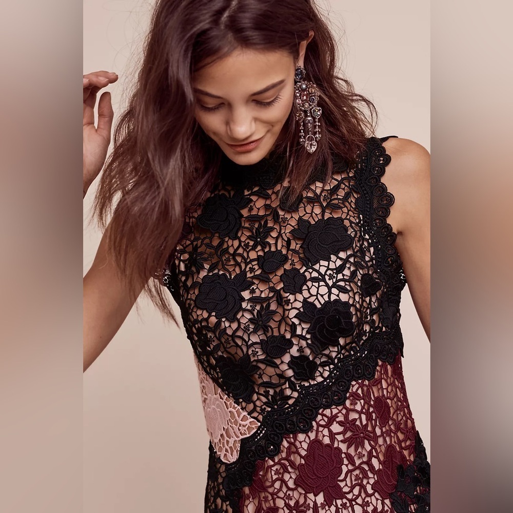 Women’s NANETTE LEPORE Opera fit and flare lace midi dress- Size 6 - Picture 3 of 13